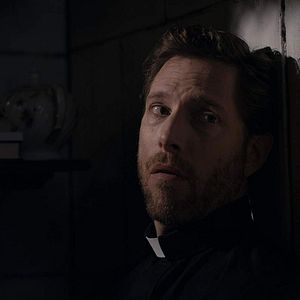 Bilder Surviving Confession