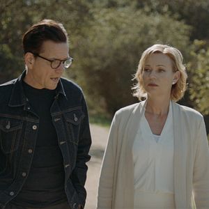 Bilder Into The Dark