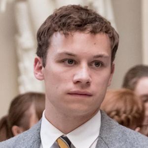 Bilder Finn Cole