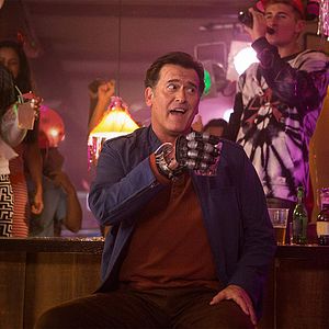 Bilder Ash Vs Evil Dead