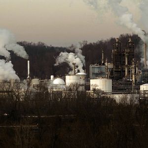 Bilder The Devil We Know – Das unsichtbare Gift