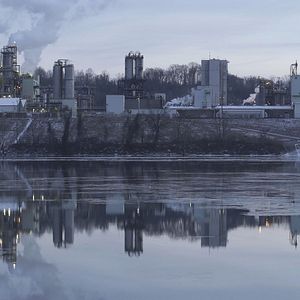 Bilder The Devil We Know – Das unsichtbare Gift