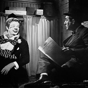 Bilder Der Mann mit den 1000 Gesichtern