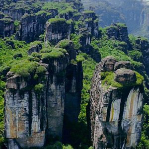 Bilder One Strange Rock