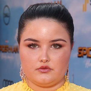 Bilder Isabella Amara