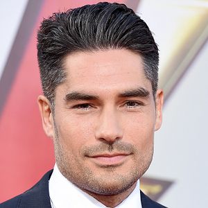 Bilder D.J. Cotrona