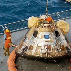 Bilder Back To The Moon
