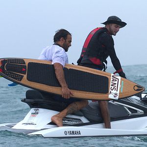 Bilder Heavy Water