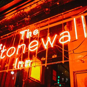 Bilder L'Etincelle: une histoire des luttes LGBT+