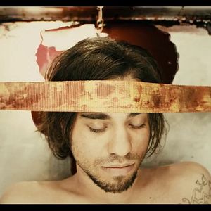 Bilder Slashed - Aufgeschlitzt