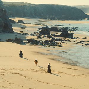 Bilder Porträt einer jungen Frau in Flammen