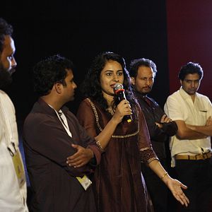 Bilder Jaoon Kahan Bata Ae Dil