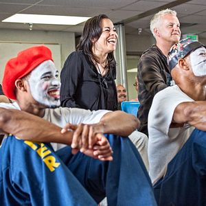 Bilder 45 Seconds of Laughter