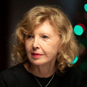 Bilder I Wish Someone Were Waiting for Me Somewhere