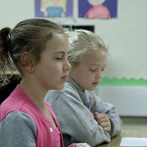 Bilder Happy, la Méditation à l'école