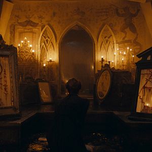 Bilder Queen of Spades: The Looking Glass