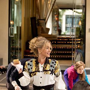 Bilder On Becoming a God in Central Florida