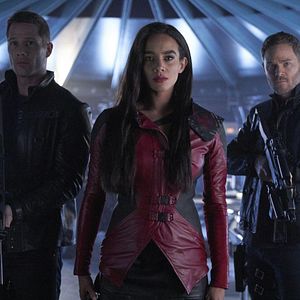 Bilder Hannah John-Kamen