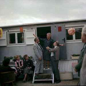 Bilder Nicht verzagen, Trudchen fragen