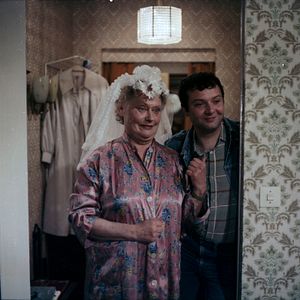 Bilder Nicht verzagen, Trudchen fragen