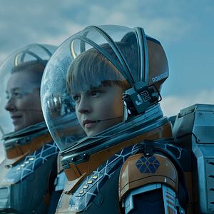 Bilder Lost In Space - Verschollen zwischen fremden Welten