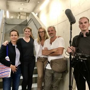 Bilder Bitte nach Mitte!