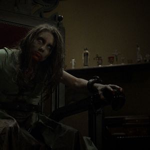 Bilder The Devil's Hour