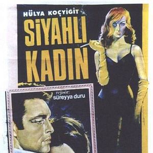 Bilder Siyahlı Kadın