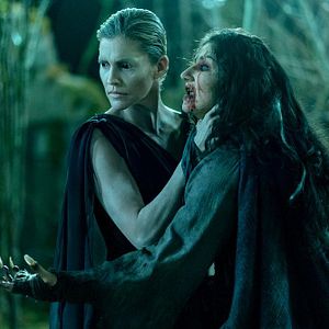 Bilder Tricia Helfer