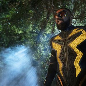 Bilder Black Lightning