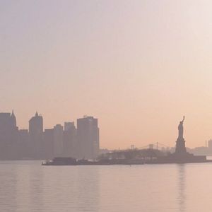 Bilder Liberty: Mother of Exiles