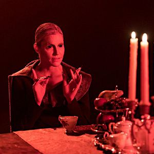 Bilder Tricia Helfer