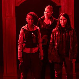 Bilder Tricia Helfer