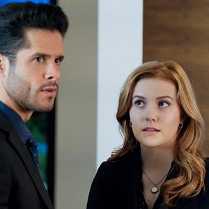 Bilder Miles Gaston Villanueva