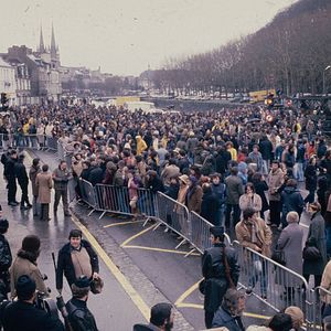 Bilder Plogoff, Des Pierres Contre Des Fusils