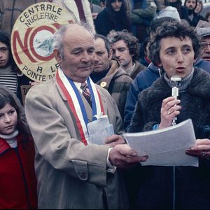 Bilder Plogoff, Des Pierres Contre Des Fusils