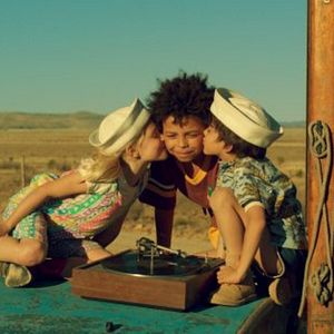 Bilder A Boy Called Sailboat – Jedes Wunder hat seine Melodie