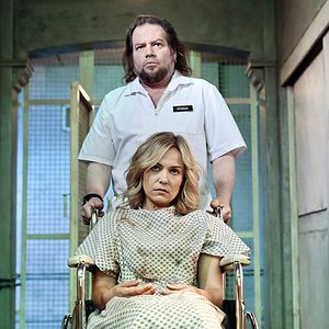 Bilder Stalked by My Doctor: A Sleepwalker's Nightmare