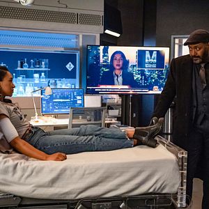 Bilder Candice Patton