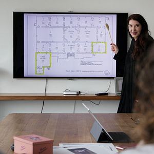 Bilder Body Of Truth