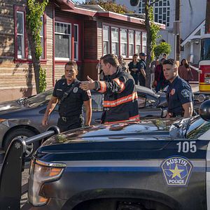 Bilder 9-1-1: Lone Star