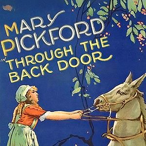 Bilder Through the Back Door