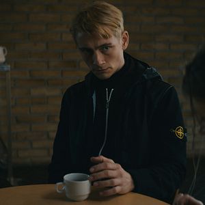 Bilder Follow The Money