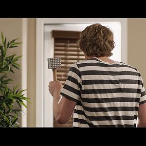 Bilder Red Letter Day - Töte deine Nachbarn