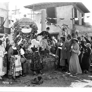 Bilder Death Takes a Holiday