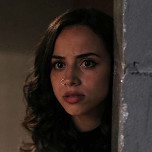 Bilder She Never Died