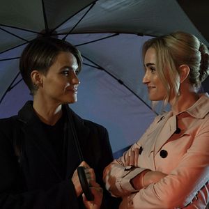 Bilder Brianne Howey