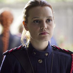 Bilder Motherland: Fort Salem