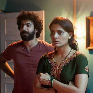 Bilder Choked: Paisa Bolta Hai