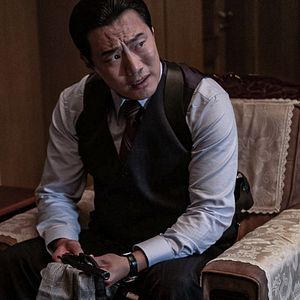 Bilder Das Attentat – The Man Standing Next